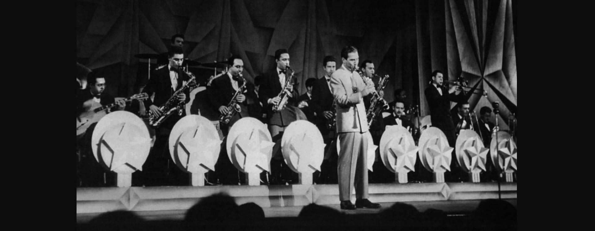 Artie Shaw and the band onstage 1945